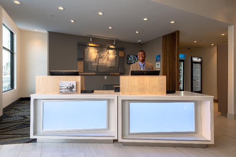 Holiday Inn Express & Suites - Tulsa Downtown - Arts District By Ihg Exteriör bild