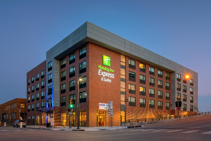 Holiday Inn Express & Suites - Tulsa Downtown - Arts District By Ihg Exteriör bild